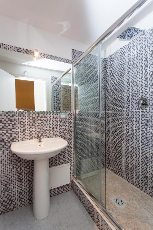 Abas Centro Storico B&B Palermo Exterior photo